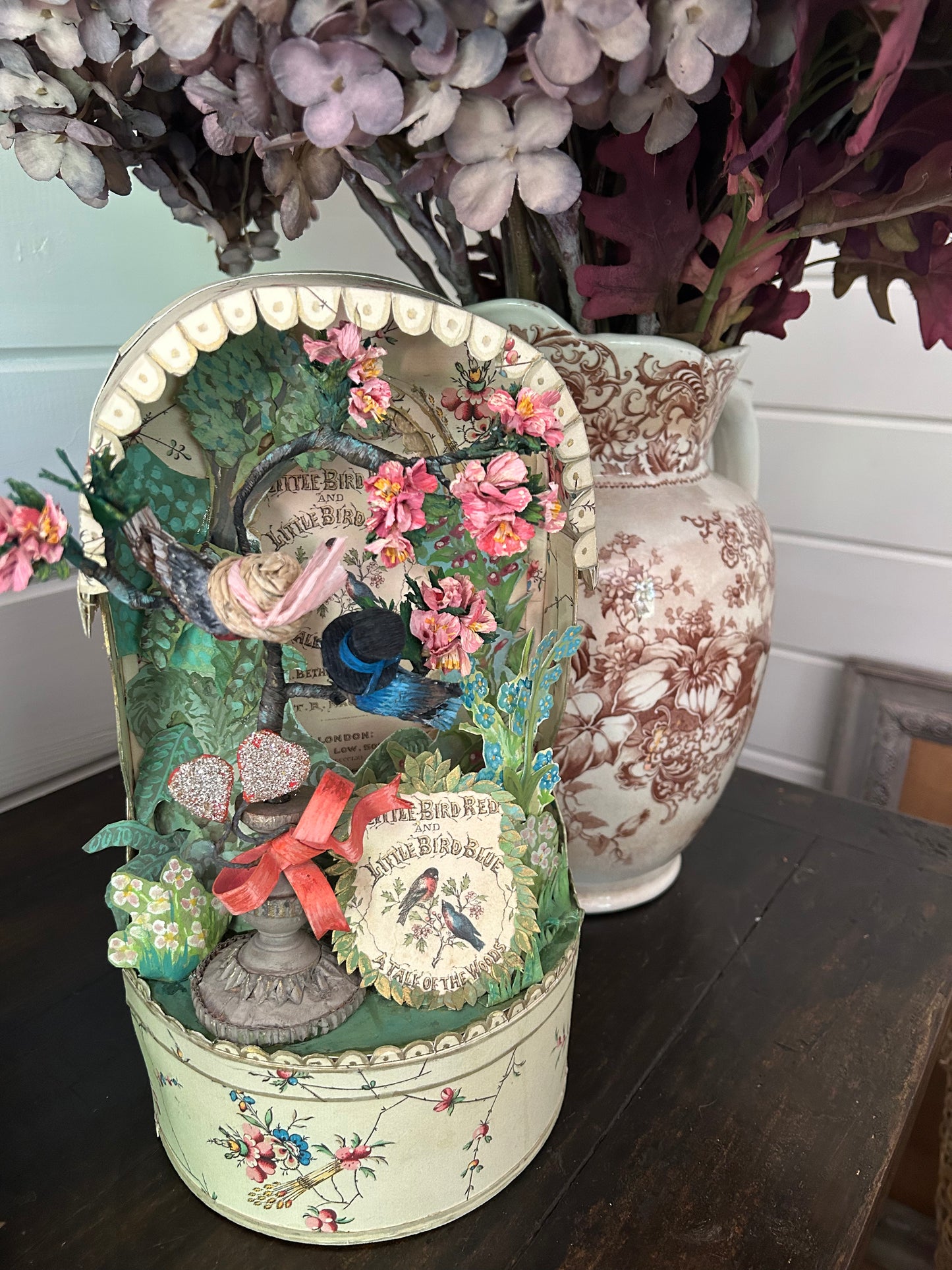 Little birds of the woods